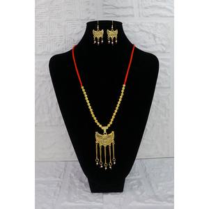 Handmade Ethnic Muslim Filigree Pendant Necklace with Red Thread Strand Traditional Gold Plating Golden Beads Gold Plated Chain - Product Image 3