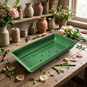 Plateau de plantation rectangulaire vert en PP avec 8 broches pour une fixation sécurisée du mousse, idéal pour l'arrangement floral, durable, léger, intérieur/extérieur - Product Image 1