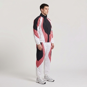 Ensemble de survêtement pour homme rouge, blanc et noir avec veste boutonnée et pantalon de jogging assorti - Product Image 3