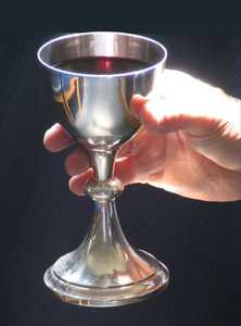 Copa de Vino de Metal Plateado, Copa Clásica con Tallo en Forma de Trompeta, Elegante Cáliz para Decoración de Mesa en Banquetes de Boda, Diseño Personalizado Plateado - Product Image 1