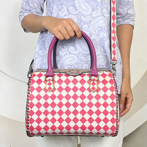 Bolso de Viaje de Lujo Moderno, Bolso Grande de Cuero a Cuadros Hecho a Mano, Bolso Bandolera para Mujer - Product Image 5