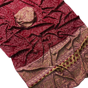 Nuevo sari AJRAKH de satén de seda pura, crepé de seda pura, sari Ajrakh con estampado tradicional hecho a mano. - Product Image 1