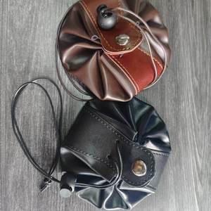 Bolsa de almacenamiento de dados, organizador de dados de cuero PU, con cierre de cordón, material de alta calidad, adecuado para juegos de mesa y RPG - Product Image 3