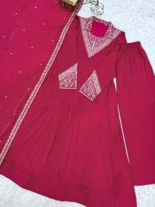 Robe Anarkali pour femme en georgette à sequins, avec pantalon et dupatta, par Wedding Designer - Product Image 2