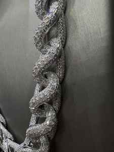 Cadena Cubana de Alta Calidad de 20 mm, Certificada por GRS, con Moissanita VVS de Corte Brillante, Chapada en Rodio sobre Plata de Ley 925 - Product Image 6