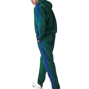 Ensemble coupe-vent personnalisé pour adultes avec empiècements multicolores, survêtements décontractés pour garçons, grandes tailles pour l'hiver – Vente en gros - Product Image 1