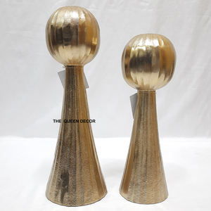 เชิงเทียนโลหะชุบทองรูปดอกไม้ ดีไซน์หรูหราทันสมัย เหมาะสำหรับตกแต่งบ้าน งานแต่งงาน หรือโต๊ะอาหาร - Product Image 1