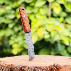 Couteau de chasse artisanal en acier inoxydable avec couteau à dépecer incurvé confortable fait main, manche en bois Pakka et étui en cuir - Product Image 3