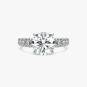 Anillo con Diamante Cultivado en Laboratorio de 3 Quilates, Corte Redondo, con Piedras Laterales, Oro Rosa, Proveedor de Joyería Nupcial - Product Image 1