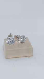 Wholesale Moissanite 1CT Round Cut Diamond <b>Stud</b> <b>Earrings</b> for Women's 925 <b>Silver</b> Fine Weddings Parties Gifts For Lovers - Product Image 2