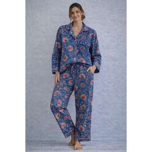 Ensemble de pyjama en coton à imprimé floral fait main pour femmes, coupe décontractée, ensemble de vêtements de détente et de nuit - Product Image 1
