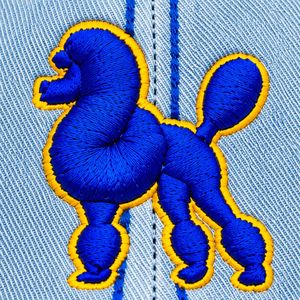 Gorra de Béisbol para Mujer, Color Azul Claro, Estilo Desgastado, con Logotipo Bordado de Poodle, Visera Curva Ajustable, Informal, para Exteriores - Product Image 3