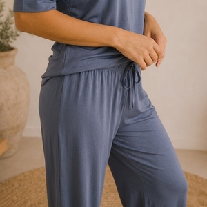 Ensemble de vêtements de détente pour femmes en polyester et rayonne, écologique, doux, confortable, respirant, anti-boulochage, pour la maison - Product Image 4