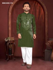 Fournisseur indien de l'ensemble Kurta-Pyjama pour homme en viscose de qualité export, avec broderie miroir originale et manches longues. - Product Image 3