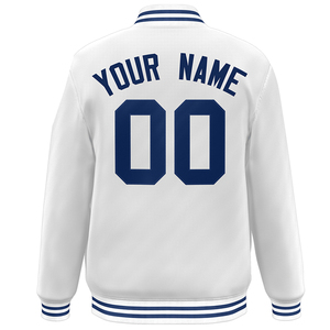 Chaqueta Varsity Personalizada para Hombre, Blanca con Letras Azules y Rojas, Estilo Preppy, Cierre de Botones, Corte Regular, para Otoño - Product Image 2