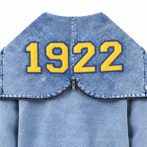 เสื้อฮู้ดยูนิเซ็กซ์สีน้ำเงินเดนิม รุ่น 1922 ปักลายตราสัญลักษณ์ ล้างสีแบบแอซิดวอช มีกระเป๋าจิงโจ้ สไตล์ลำลอง เสื้อผ้ากรีก - Product Image 3