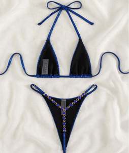 Vente en gros - NOUVEAUTÉS - Maillot de bain triangle 2 couleurs avec strass et string holographique micro sexy pour femme - Product Image 4