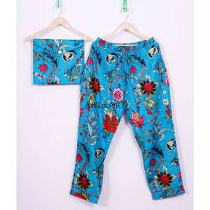 Conjunto de Pijama Elegante de Algodón 100% Indio para Mujer con Estampado Floral, Cierre de Botones, Ropa de Playa, Ropa de Estar por Casa, Traje de Noche de Manga Larga - Product Image 4