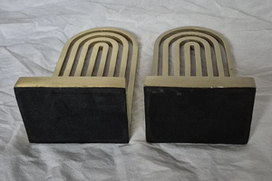 Sujetalibros Minimalistas Tradicionales de Aluminio para Escritorio u Oficina, Diseño Elegante, Personalizables y Confiables - Product Image 6