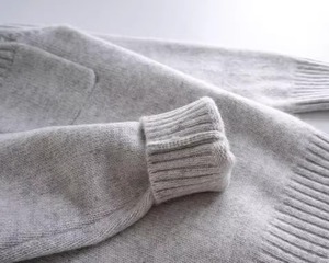 Pull élégant pour garçons, tricot confortable à manches longues pour l'école, les activités de plein air et le confort quotidien - Fournisseur de vêtements en conteneurs - Product Image 5