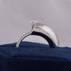 Bague solitaire en or blanc 14 carats avec diamant de laboratoire rose vif taille poire 1,01 carat, sertie pavé, pour femme, cadeau de fiançailles surprise - Product Image 5