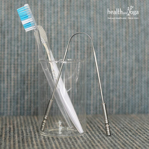 HealthAndYoga SteloSwipe Stainless Steel Tongue Cleaner Hygienic Tongue Scraper with Color Coded Handle - Product Image 5