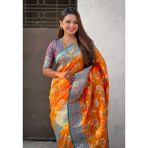Sari tissé Jaal contrastant en soie douce Zari, motif Banarasi orange, de la collection Elite Weaves, vêtements indiens et pakistanais - Product Image 3