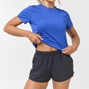 Conjunto deportivo de dos piezas para mujer, diseño sólido, alta calidad, hecho a medida, ropa informal transpirable, camiseta y pantalones cortos. - Product Image 3