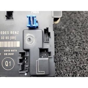 300 ECU y Módulos de Computación Usados 2118703385 - Product Image 3