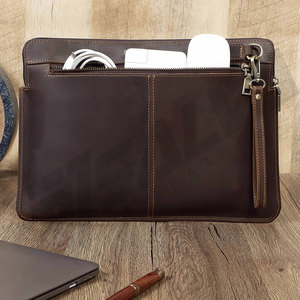 Funda para Portátil de Cuero Genuino SALVA LEATHER, Hecha a Mano, Correa Ajustable, Cierre Personalizado, Bolso Casual Multifuncional - Product Image 5