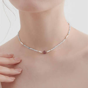 Collier de luxe léger en perles d'eau douce bleu mer pour femmes, chaîne de clavicule, design de niche pour pulls - Product Image 3
