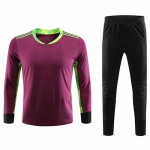 Conjunto de Camiseta y Pantalones Cortos de Fútbol para Hombre, Color Gris y Negro, Manga Larga, Estampado de Puntos, Sublimado, Transpirable, Ajuste Atlético - Product Image 6