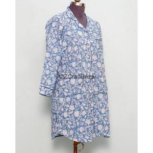 เสื้อเชิ้ตทรงตรงแขนกระดิ่งผ้าพิมพ์ลายบล็อกดีไซน์เนอร์ทำมือสวยงาม ระบายอากาศได้ดี ติดกระดุม สวมใส่สบาย สไตล์โบฮีเมียน ความยาวปานกลาง - Product Image 4