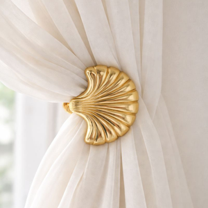 Attache de rideau de luxe dorée écologique, design coquillage, décorative, faite à la main, accessoire de fenêtre pour la maison et l'hôtel - Product Image 1