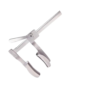 Écarteur chirurgical pédiatrique Cooley Sternotomy manuel en acier inoxydable avec bras en aluminium - Product Image 1