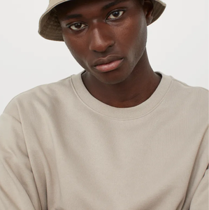 เสื้อสเวตเชิ้ตผ้าฟลีซฤดูหนาวออกแบบโลโก้ตามสั่งสำหรับผู้ชาย - บริการ ODM แบบดิจิทัล ย้อมสีพื้น สไตล์ลำลองสปอร์ต ผลิตจากเส้นใยไม้ไผ่ 100% - Product Image 2