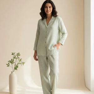 Conjunto de Dos Piezas para Dormir para Mujer, Pijamas de Talla Grande, Trajes de Dormir de la Mejor Calidad, Diseño Único, Mejor Precio, Vestido de Dos Piezas - Product Image 1