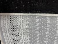 Tissu en dentelle de tulle georgette brodé blanc à motifs floraux ajourés pour robe de mariée et vêtement