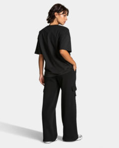 Camiseta Deportiva Negra Ajustada para Mujer, Transpirable, para Gimnasio y Entrenamiento, con Logotipo Personalizado, Apliques y Estampado, Ropa Deportiva OEM - Product Image 6