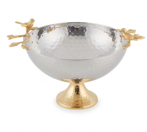 Bol élégant en métal martelé avec oiseaux dorés et base, design glamour fait main pour le service de nourriture, idéal pour les tables d'hôtels et de restaurants. - Product Image 4