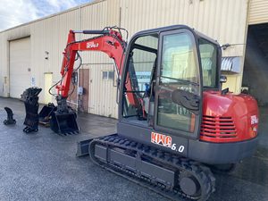 Mini-excavatrice économique de 3 tonnes avec cabine, bras pivotant à 360 degrés, homologuée CE, pour la construction et l'aménagement paysager, à vendre - Product Image 6