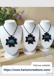 Collar de Macramé Hecho a Mano con Labradorita, Hilo Azul, Colgante Boho, Cordón Ajustable, Joyería de Piedras Naturales, Regalo - Product Image 2