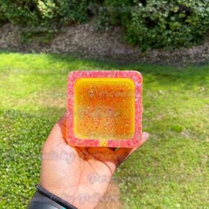 Cendrier artisanal en résine scintillante de luxe naturel, forme personnalisée, porte-cigarettes, écologique, durable, élégant, plateau à fumer pour la maison - Product Image 1