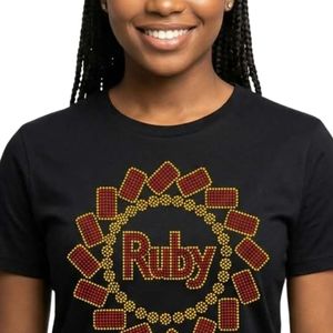 เสื้อยืดผู้หญิงทรงเข้ารูป ลายกราฟิก Ruby Burst ทรงสลิมฟิต สไตล์ลำลอง สตรีทแวร์ แขนสั้น คอกลม พิมพ์ลายตามสั่ง ผ้าฝ้าย - Product Image 2