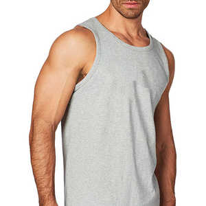 เสื้อกล้ามฟิตเนสผู้ชาย โลโก้สั่งทำ ผ้าโพลีเอสเตอร์พรีเมียม ระบายอากาศ แห้งเร็ว โรงงานผลิตแบบ OEM ODM ขายส่ง - Product Image 4