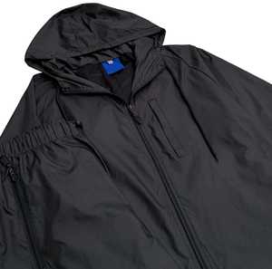Veste coupe-vent unisexe imperméable à capuche, manches longues, couleur unie, fermeture éclair, légère, décontractée, pour le printemps - Product Image 1
