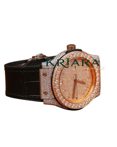 Montre en acier inoxydable de haute qualité avec diamants en verre Moissanite, bracelet réglable pour hommes et femmes, idéale pour le bureau et les soirées - Product Image 3