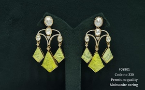 Pendientes colgantes de moissanita 08901, pendientes de latón chapados en oro con corte esmeralda para mujer, joyería para bodas y fiestas. - Product Image 5