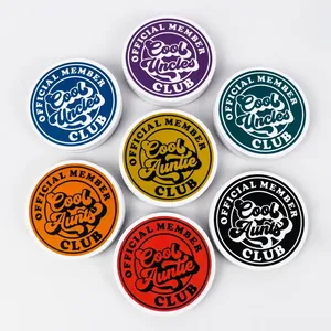 Étiquettes adhésives en PE imperméables avec dorure à chaud personnalisée pour les flacons de crème pour le corps, de lotion et les emballages de rouge à lèvres - Product Image 4