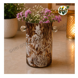 Maceta de Diseño para Decoración de Jardín y Hogar - Product Image 1